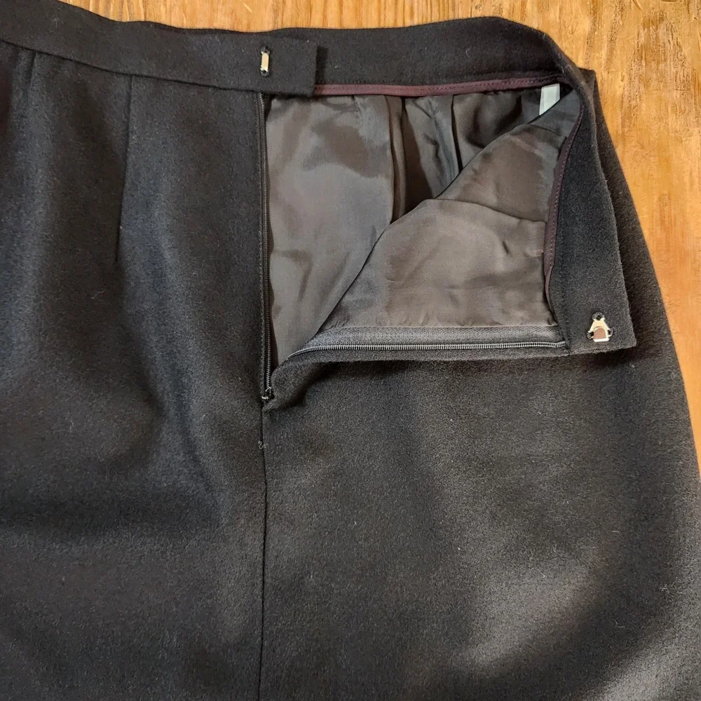 Vintage Women's Black‎ Sz 8 Sm Wool Pencil Skirt Pleated Knee Length Lined Slit